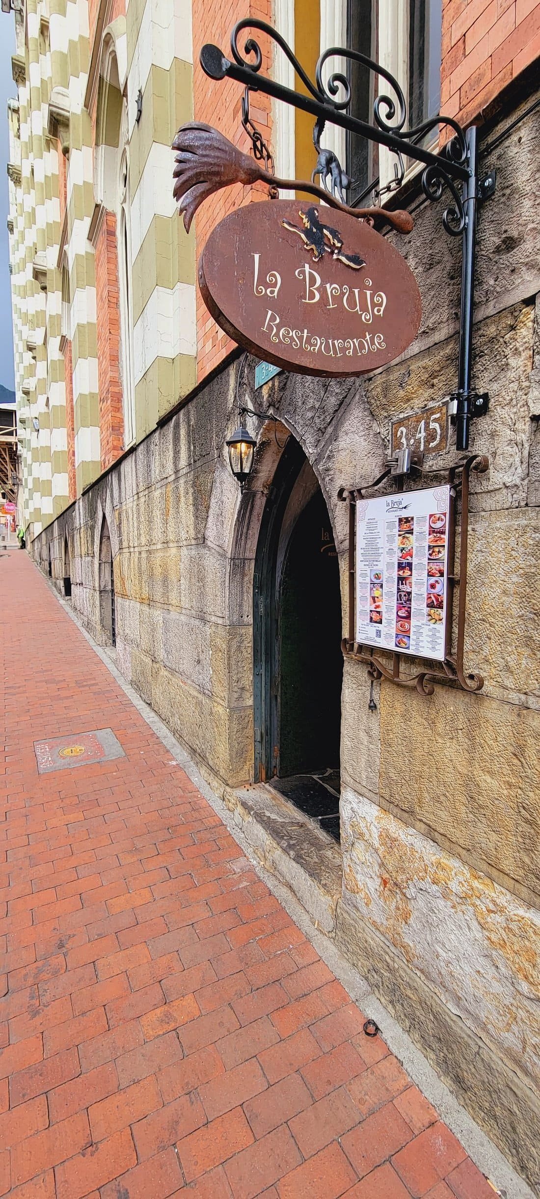 caption (4)